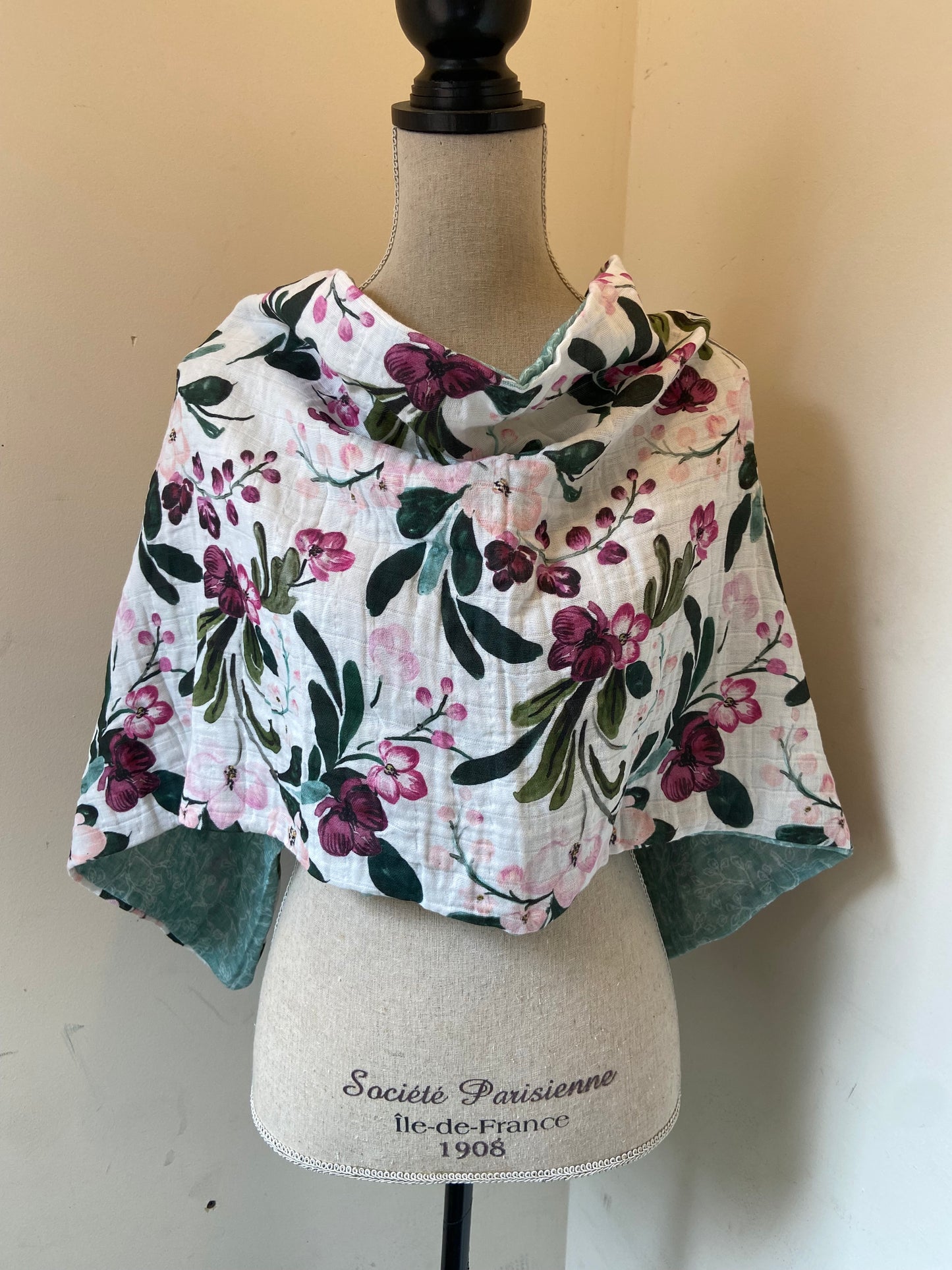 Plumeria Snap Shawl