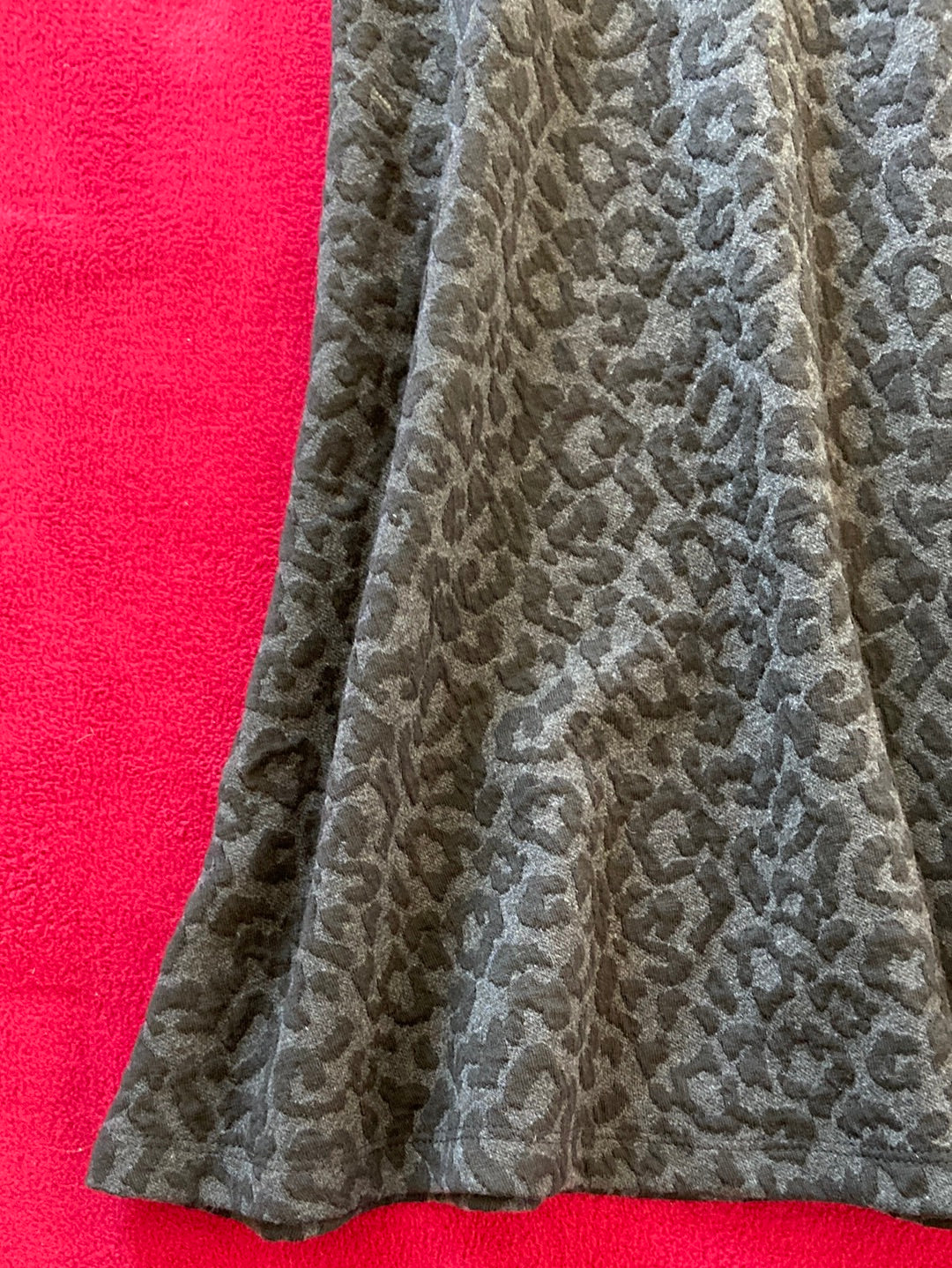 ANIMAL PRINT Loft Gray Print Dress Size 14