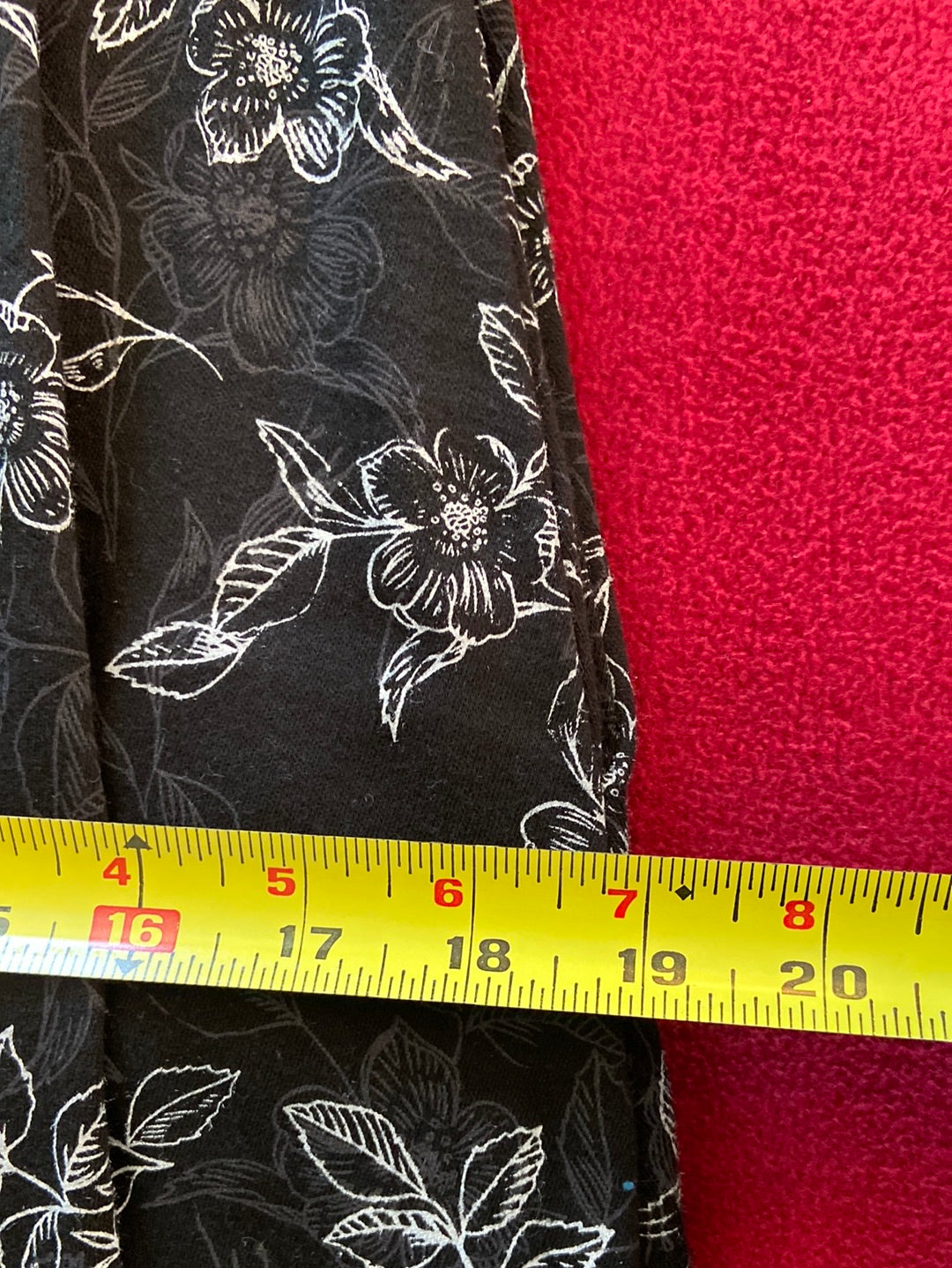 BLACK FLORAL Trixie and Lulu Dress Size M