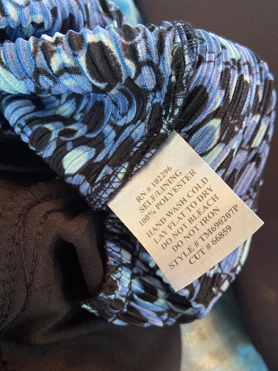 BLUE & BLACK Connected Apparel Size 10P
