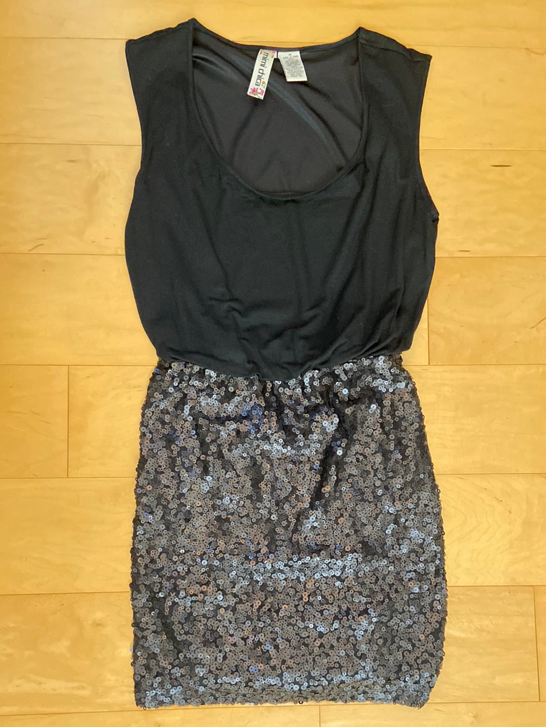 SEQUINED MINI Mimi Chica Size M