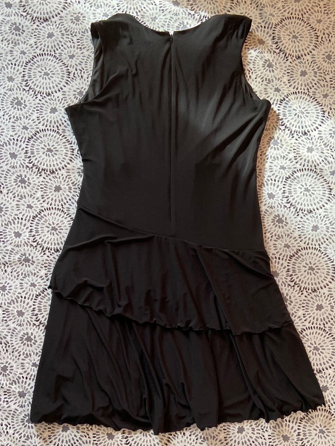 LUXE by Carmen Marc Valvo Size 20