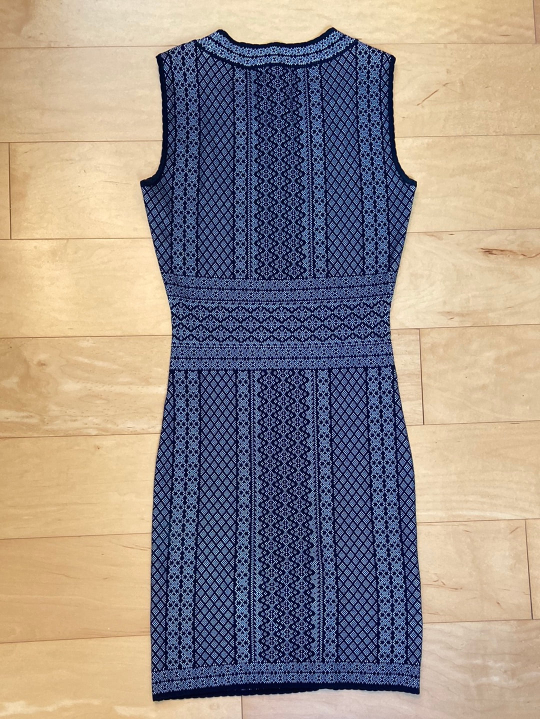 BLACK BODYCON BCBG Size S