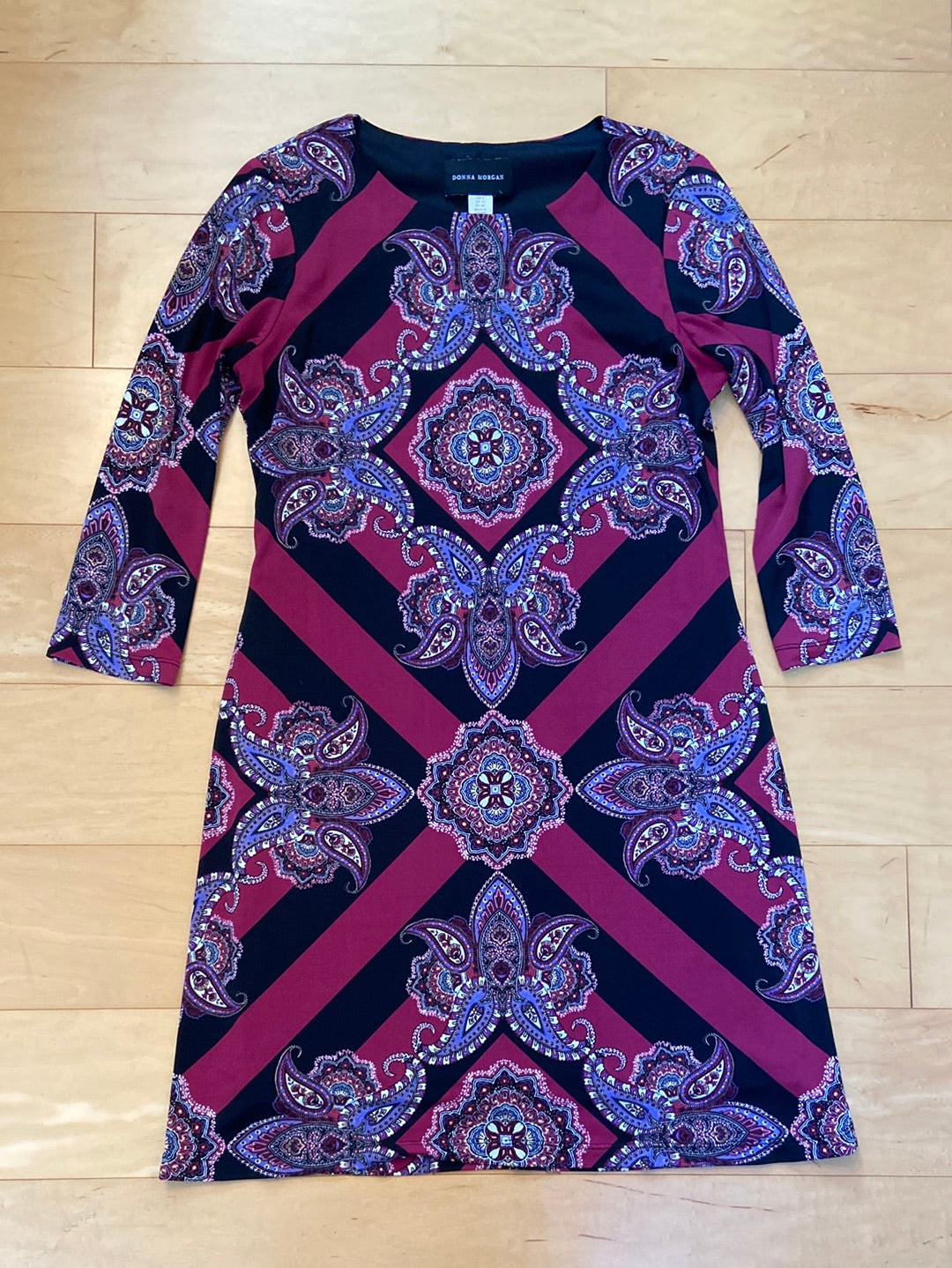 PRINT PERFECTION Donna Morgan Size 8