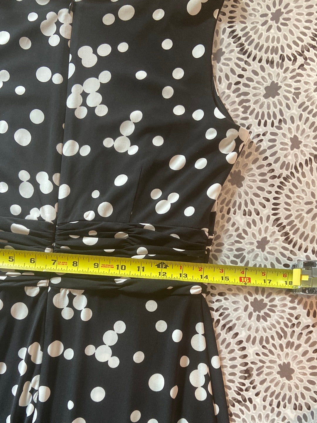 POLKADOTS Jessica Howard Size 8