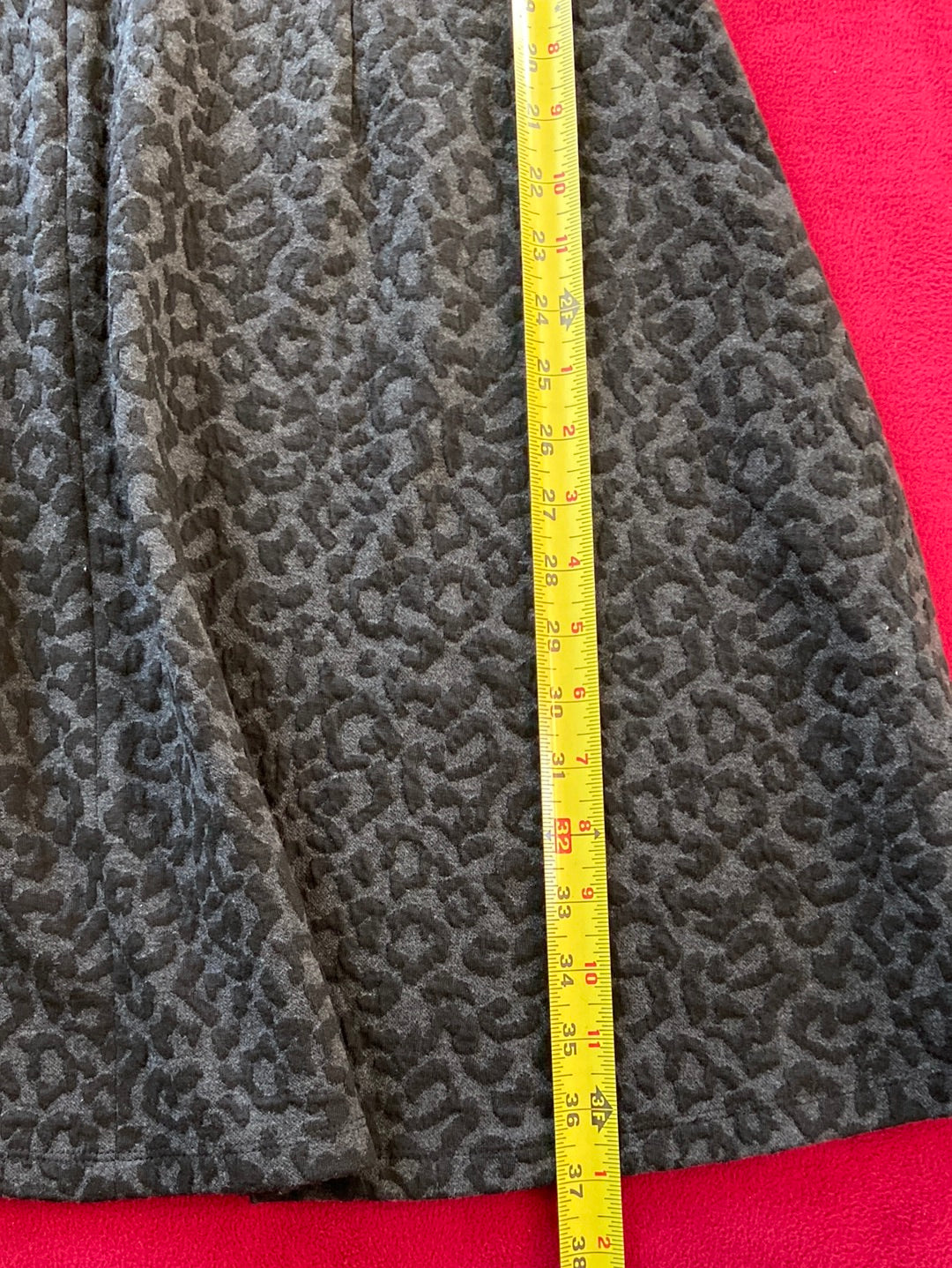 ANIMAL PRINT Loft Gray Print Dress Size 14
