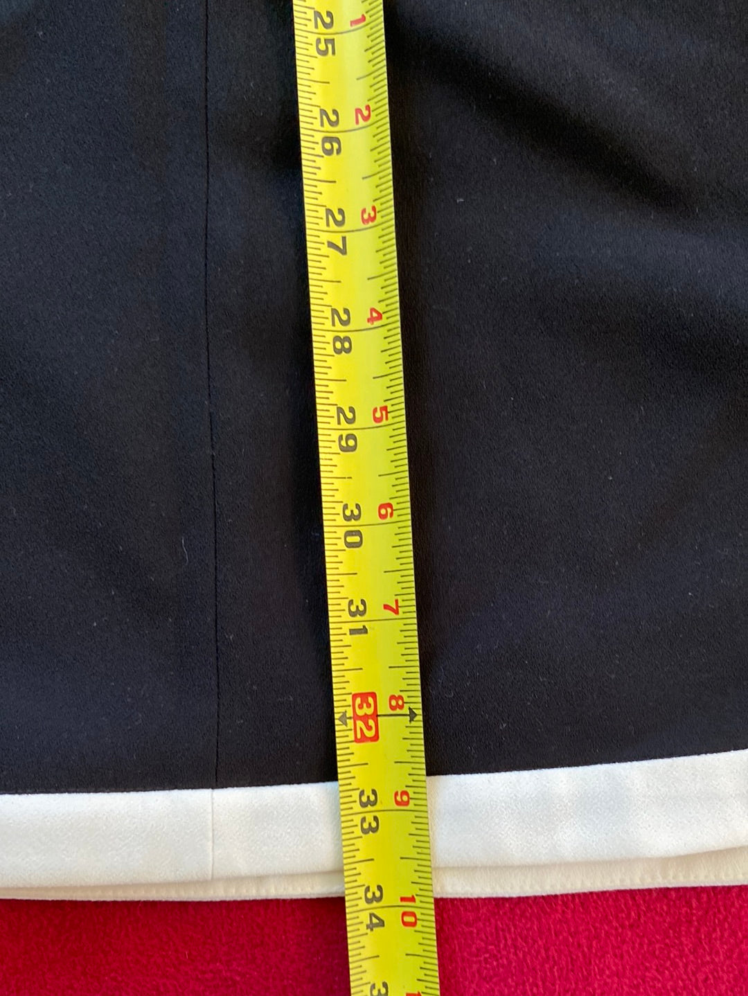 BLACK & WHITE DETAILS Bar III Size S