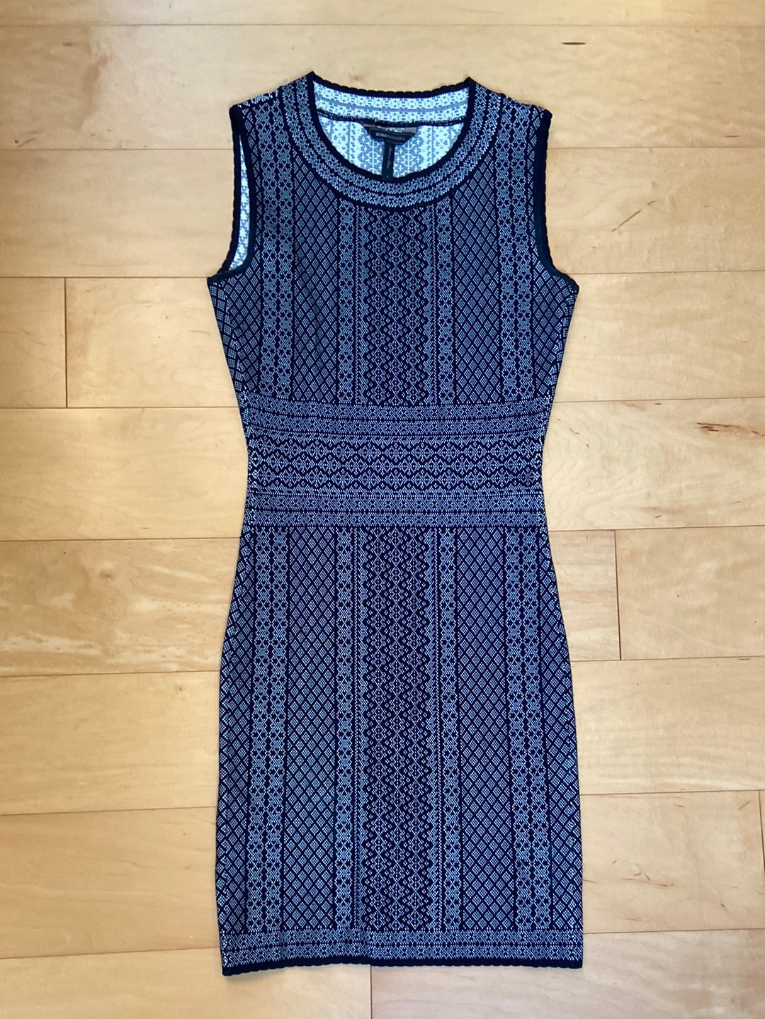 BLACK BODYCON BCBG Size S