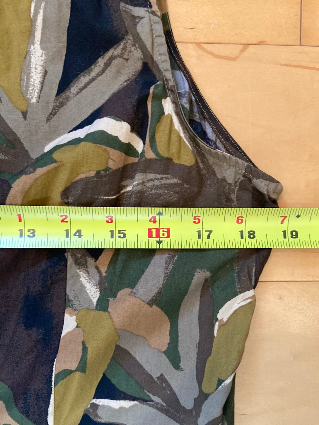 OLIVE GREEN Who What Wear Size L