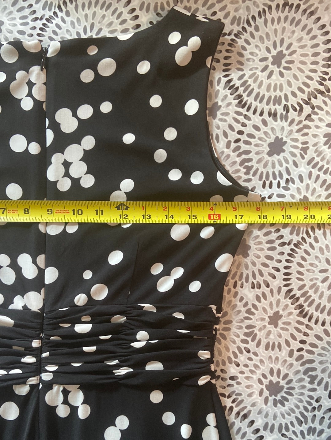 POLKADOTS Jessica Howard Size 8