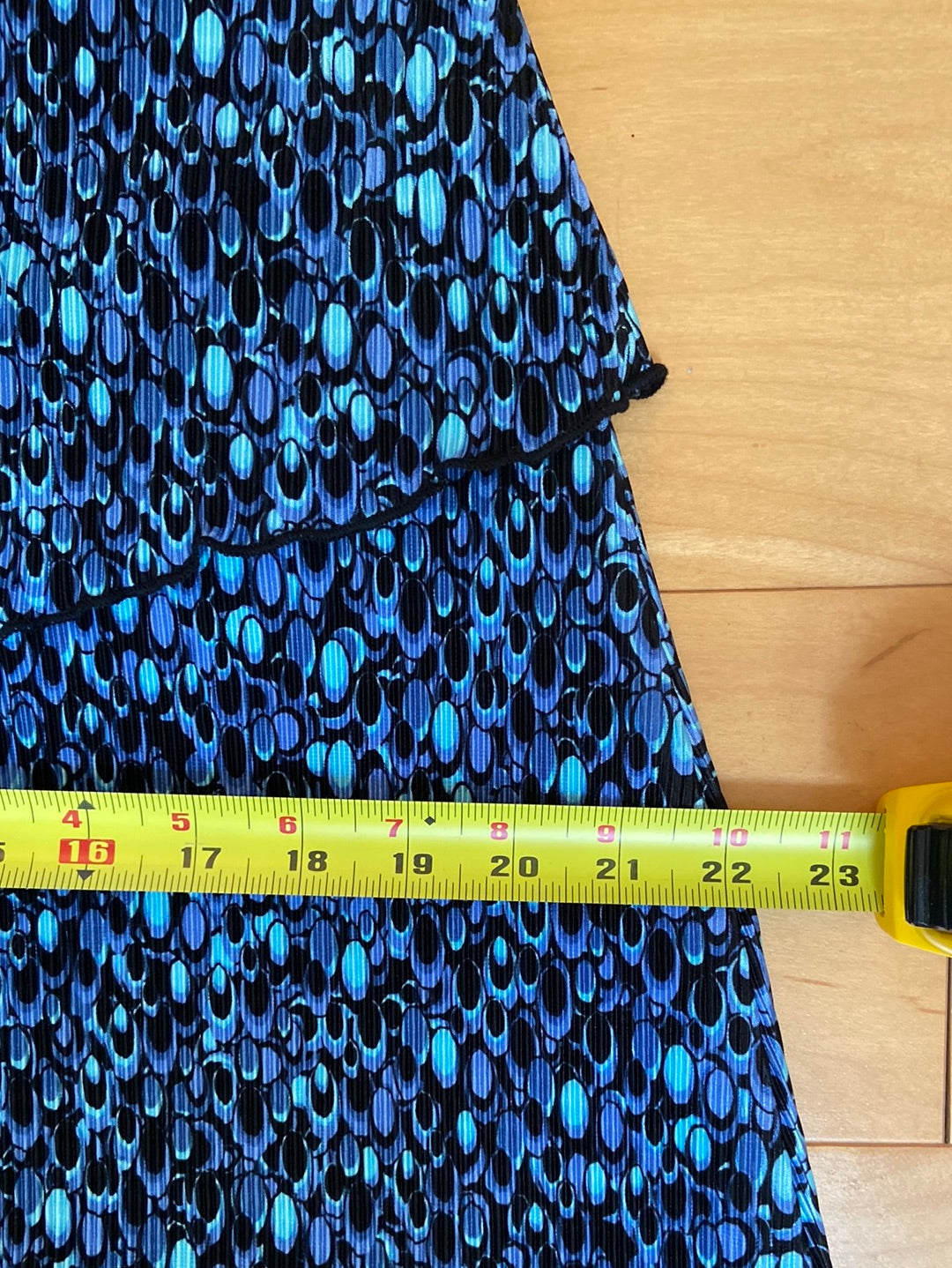 BLUE & BLACK Connected Apparel Size 10P