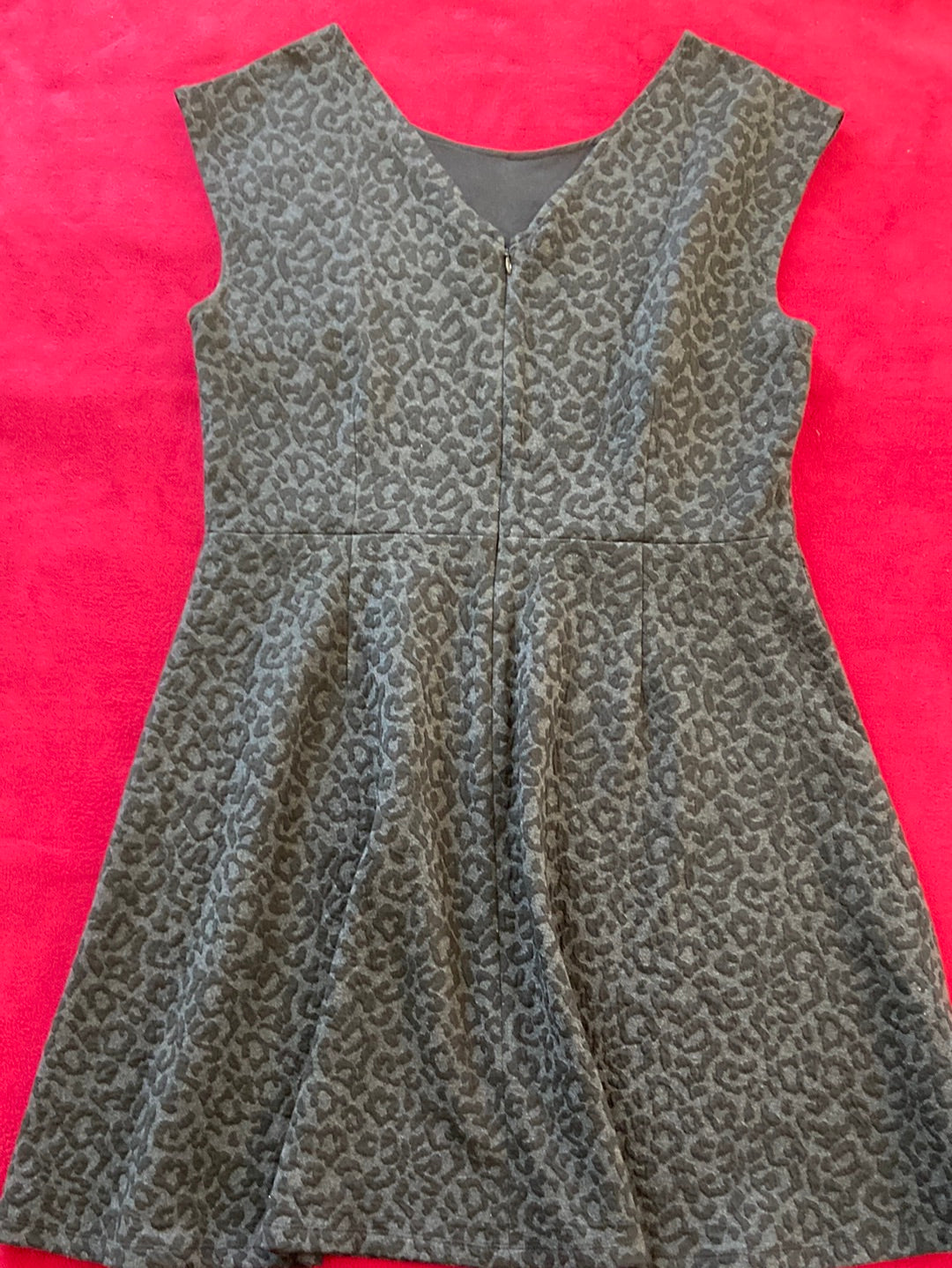 ANIMAL PRINT Loft Gray Print Dress Size 14