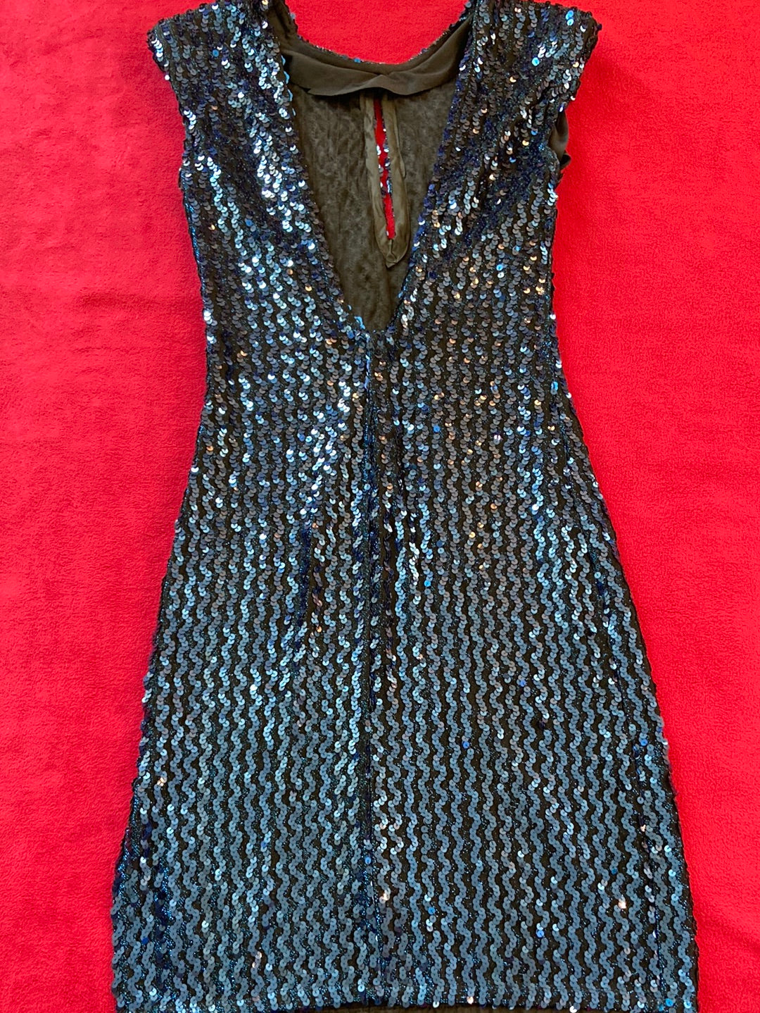 SLEEK SEQUINS No Label Dress Size M