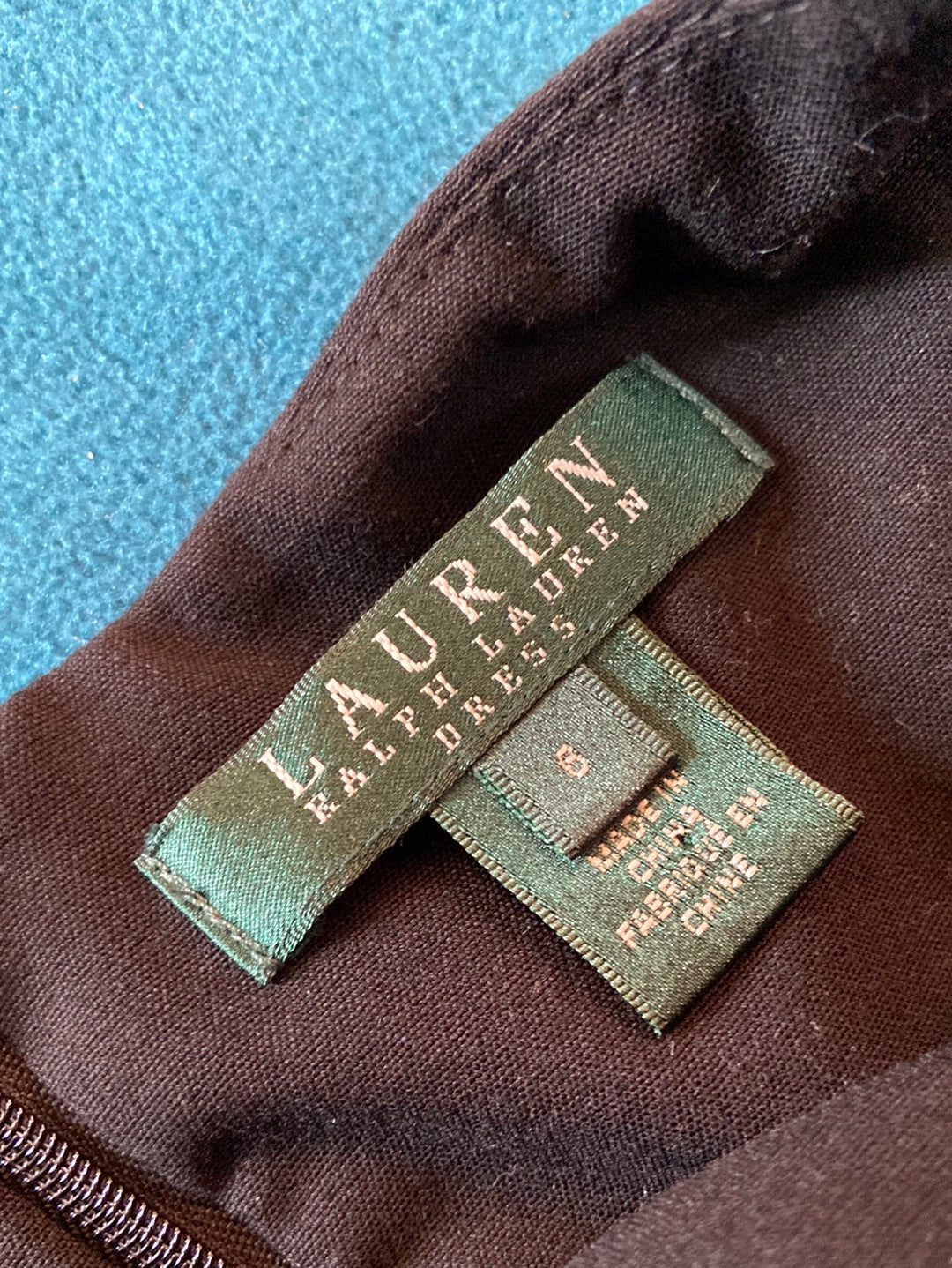 SLEEK BLACK Ralph Lauren Size 6