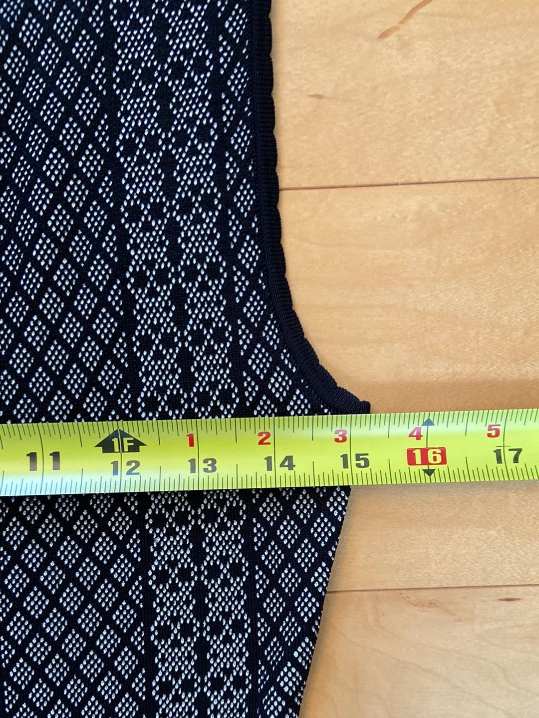 BLACK BODYCON BCBG Size S