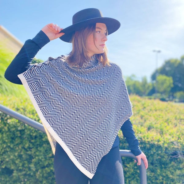 SOFT LUXE Poncho