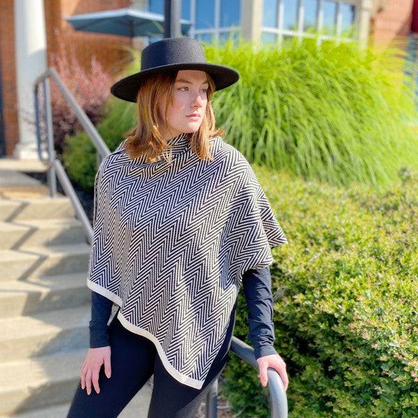 SOFT LUXE Poncho