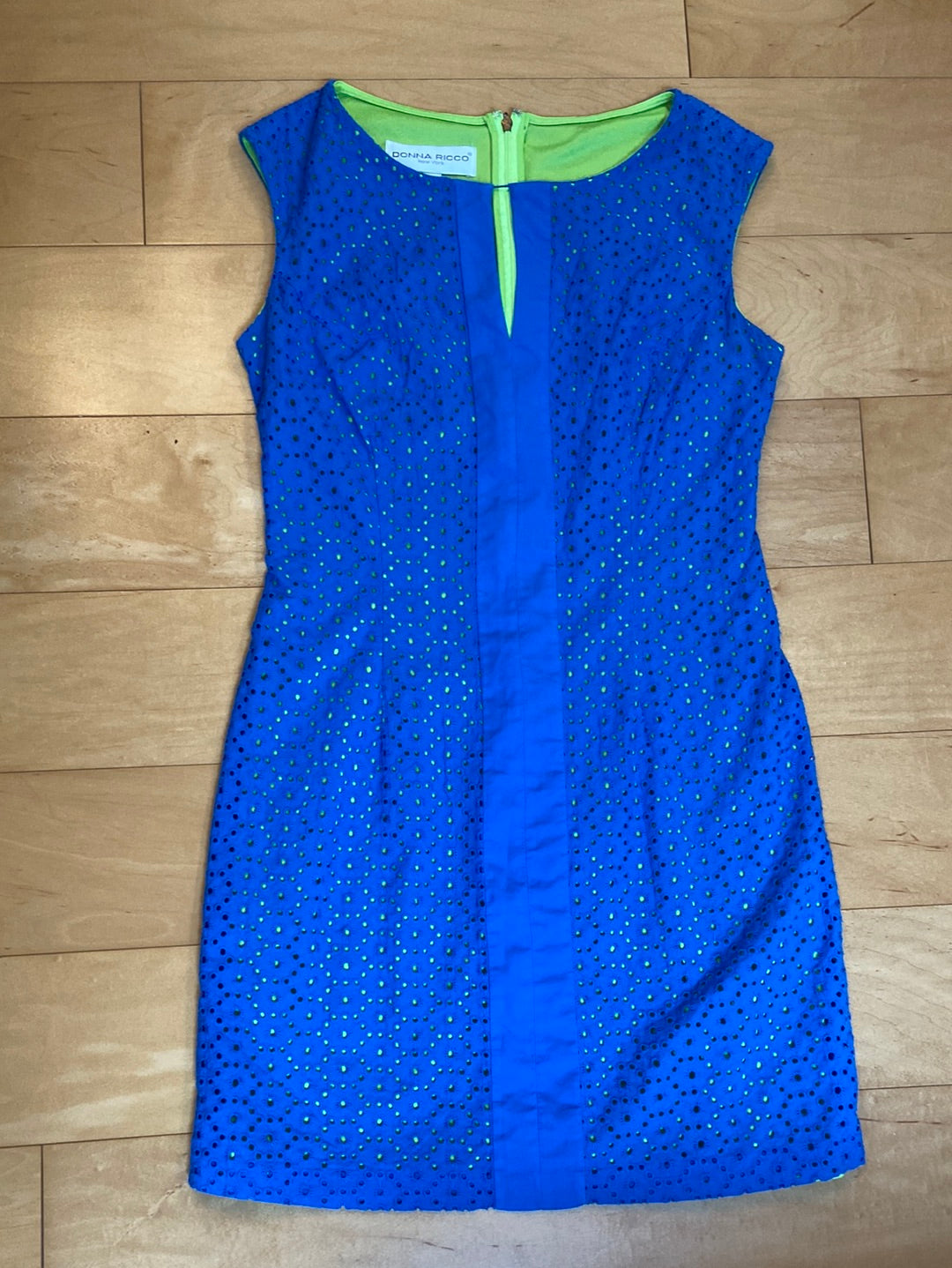 BLUE EYELET Donna Ricco Size 6