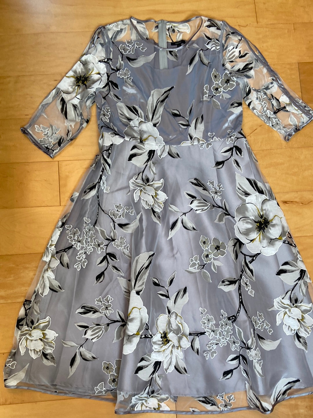 SILVER STUNNER Floryday Size L