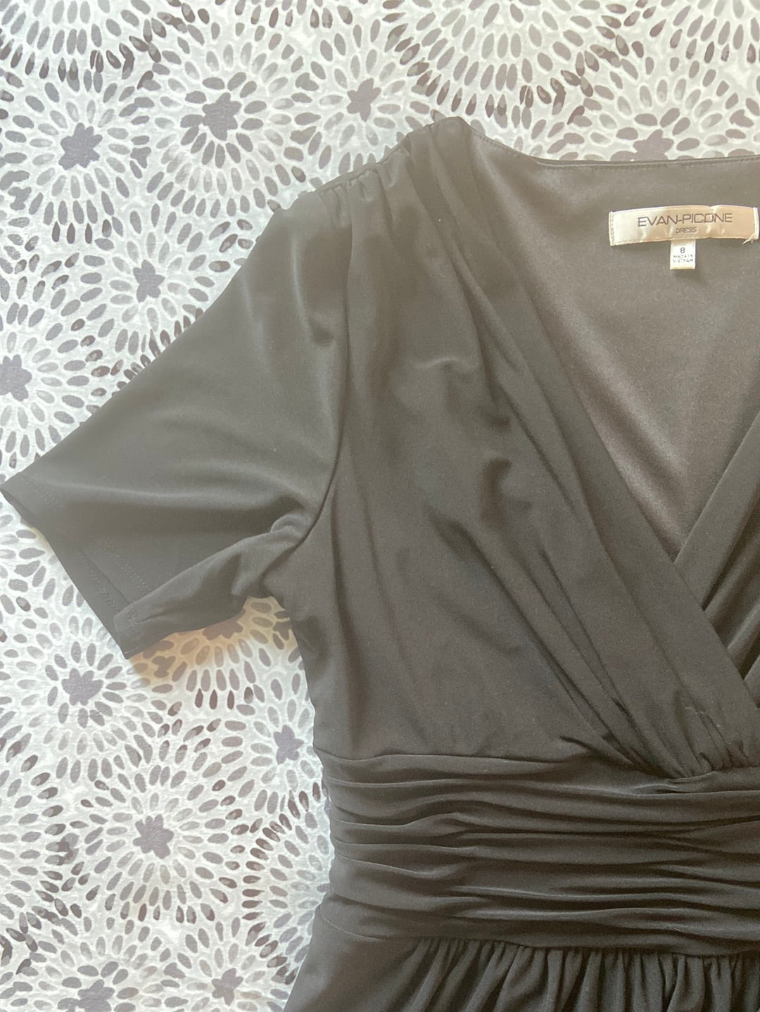 BLACK BEAUTY Evan Picone Black Dress Size 8