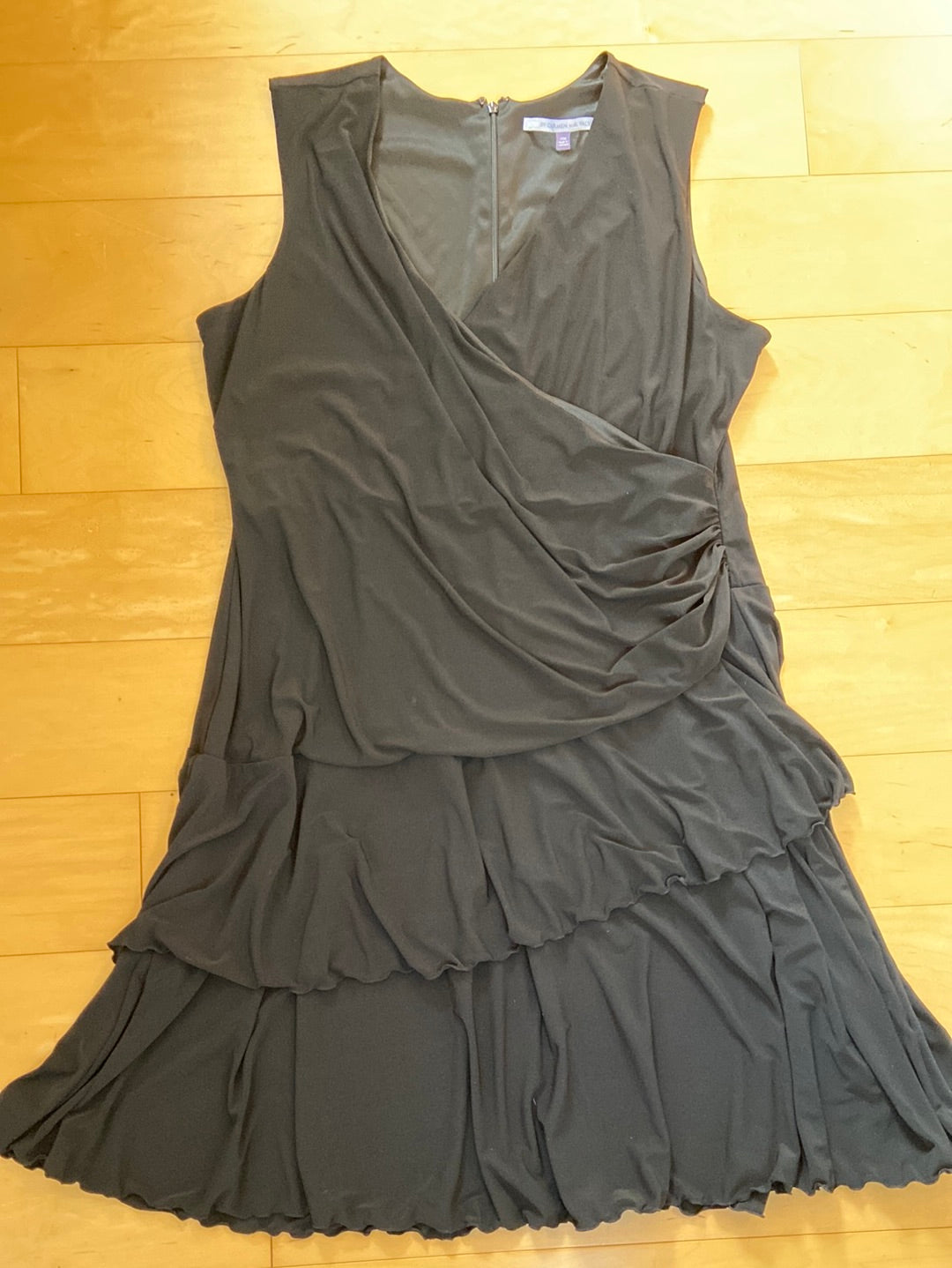 LUXE by Carmen Marc Valvo Size 20
